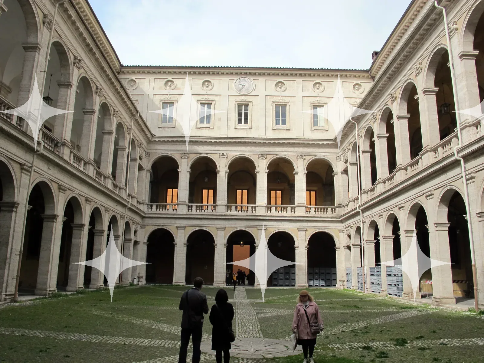 Two-Storey Cloister Courtyard — photo 1