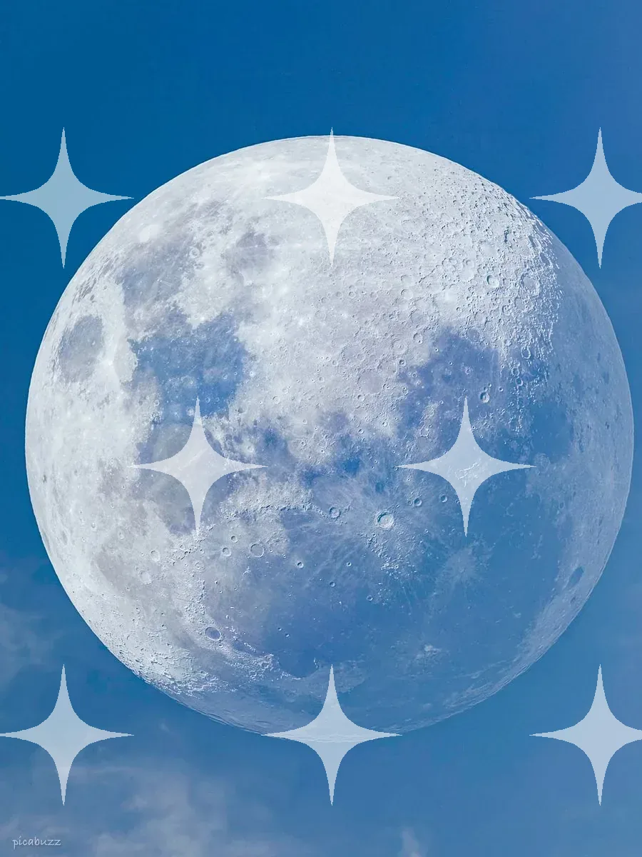 Full Moon in a Daylight Sky — photo 1