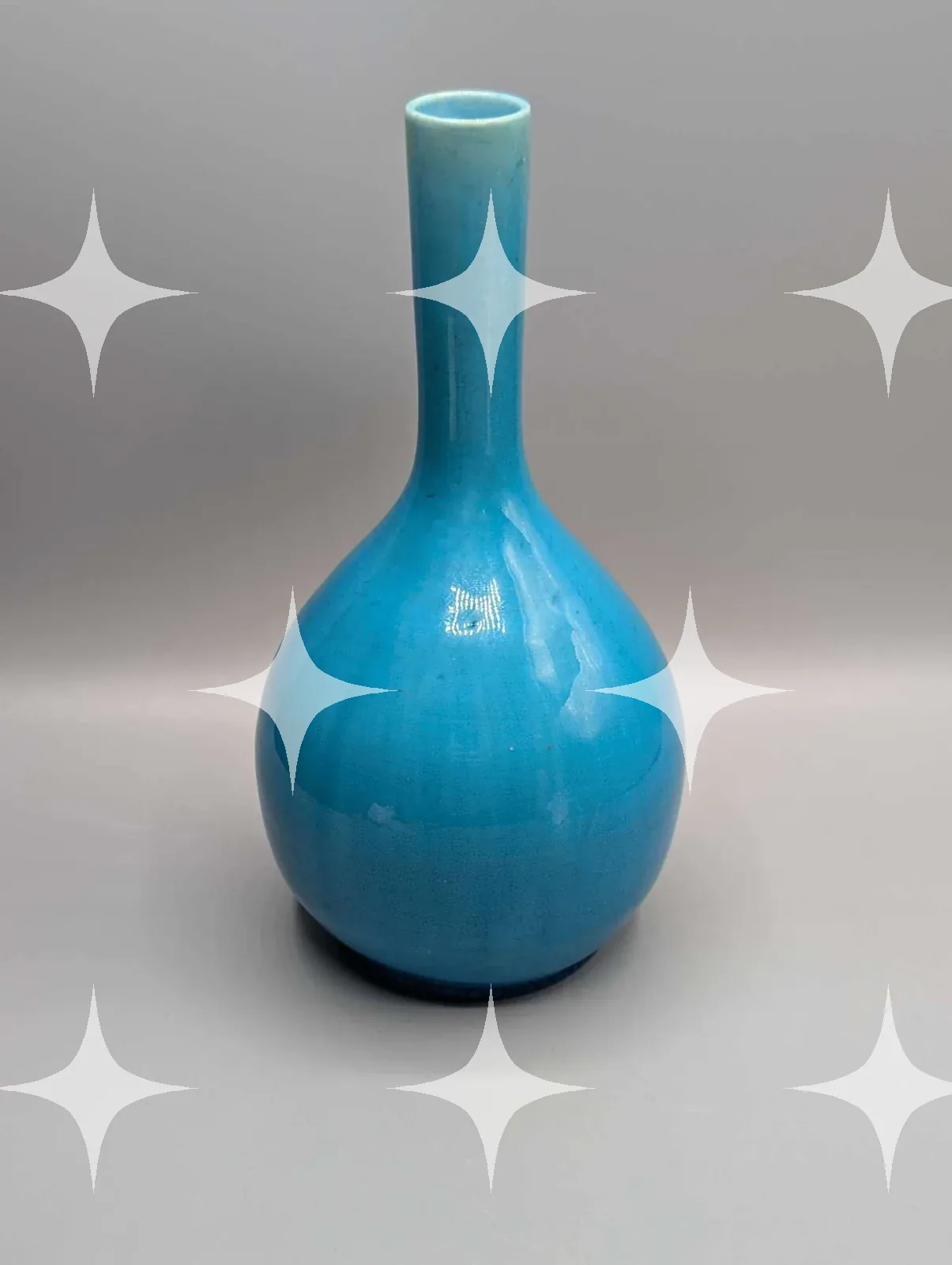 Turquoise-Glazed Porcelain Bottle Vase, Early 19th Century — photo 1
