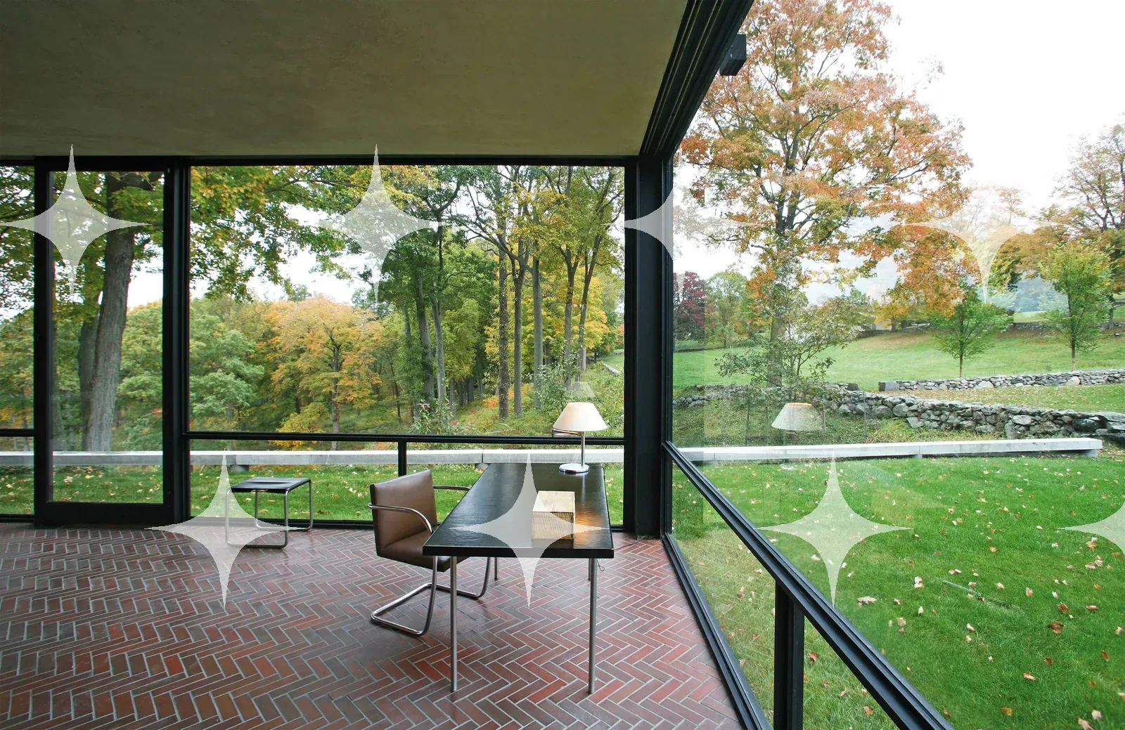 Glass Room Over Autumn Lawn — photo 1