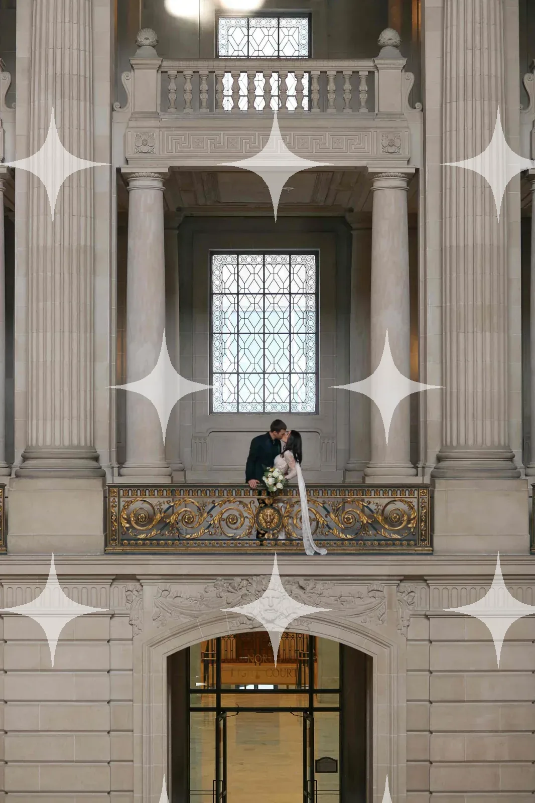 Balcony Above an Entrance Hall — photo 1