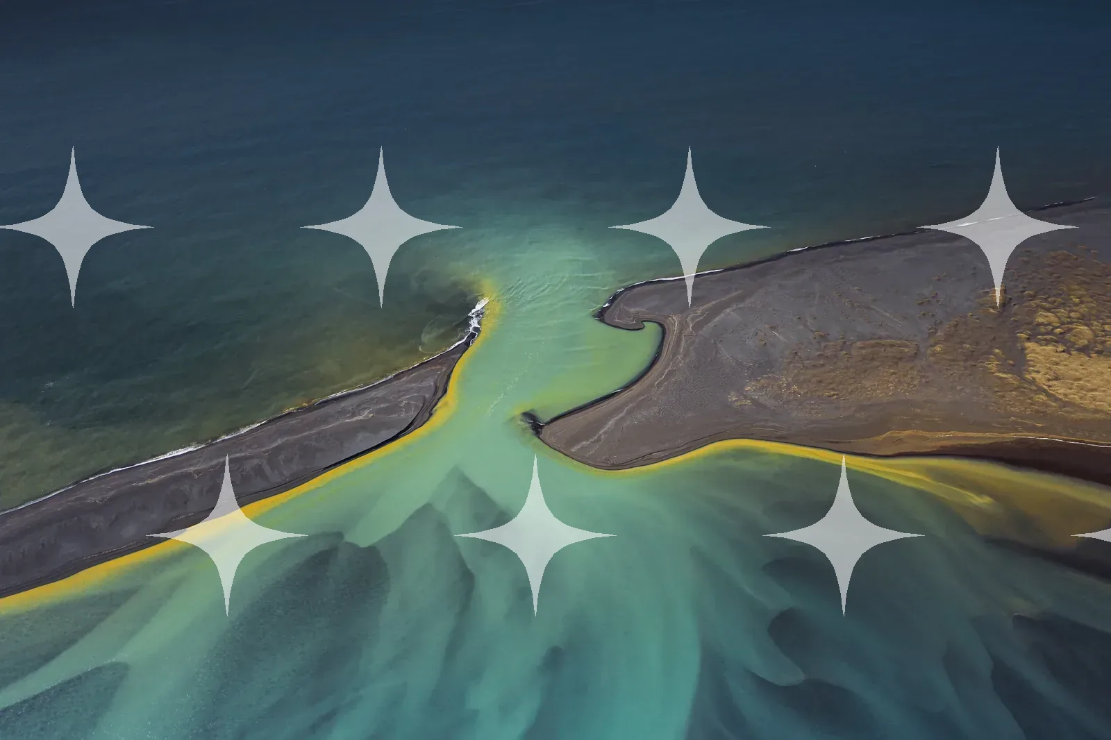 River Meeting the Sea, Aerial — photo 1